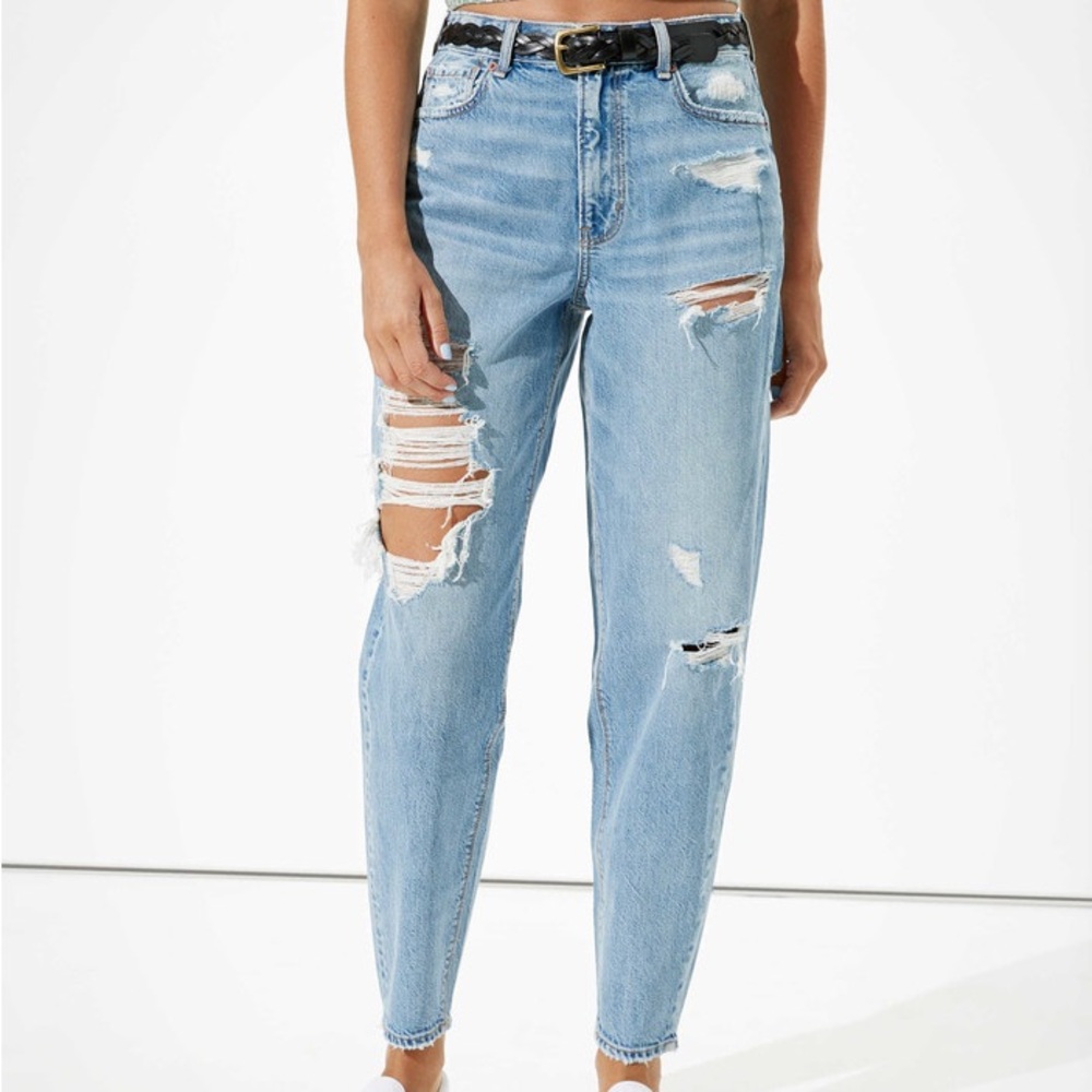 AE relaxed mom jean